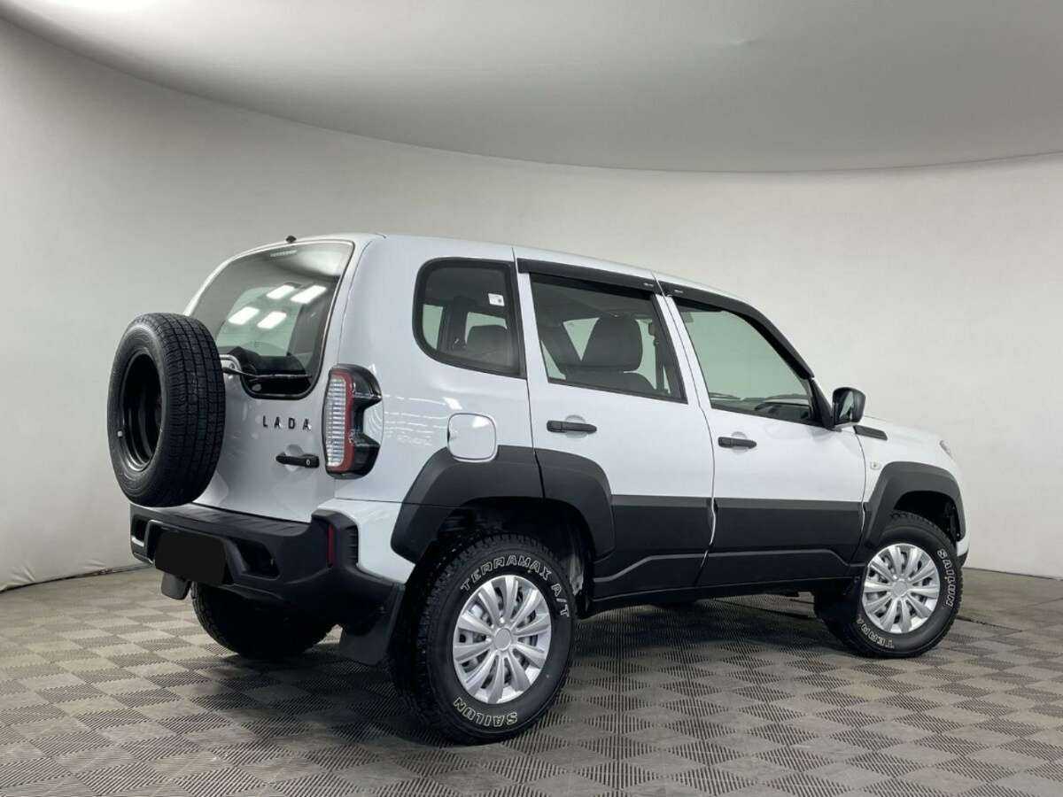 Lada (ВАЗ) Niva б/у, 2023, Механическая. Фото: #5