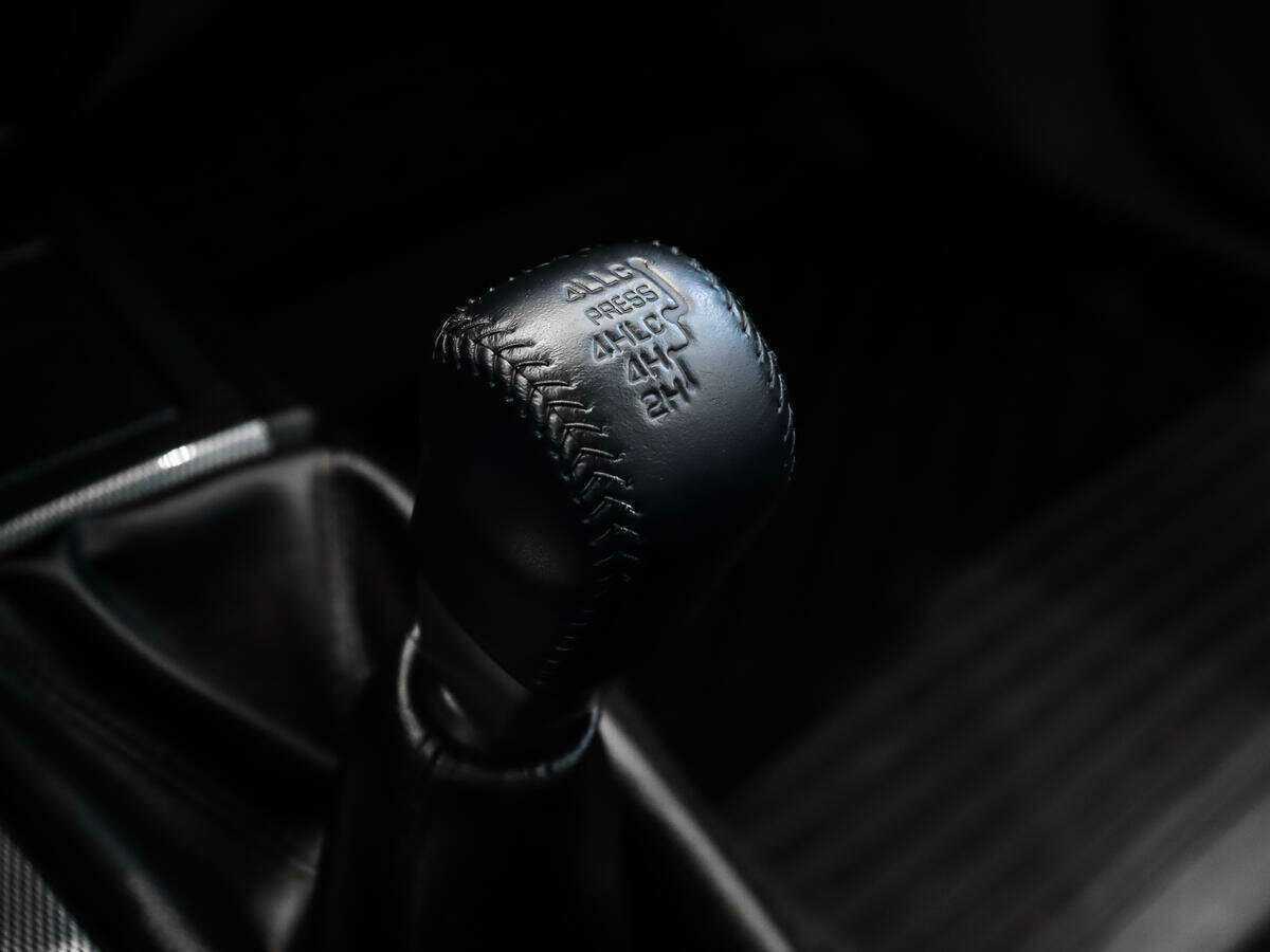 Mitsubishi Pajero Sport б/у, 2015, Автоматическая. Фото: #15