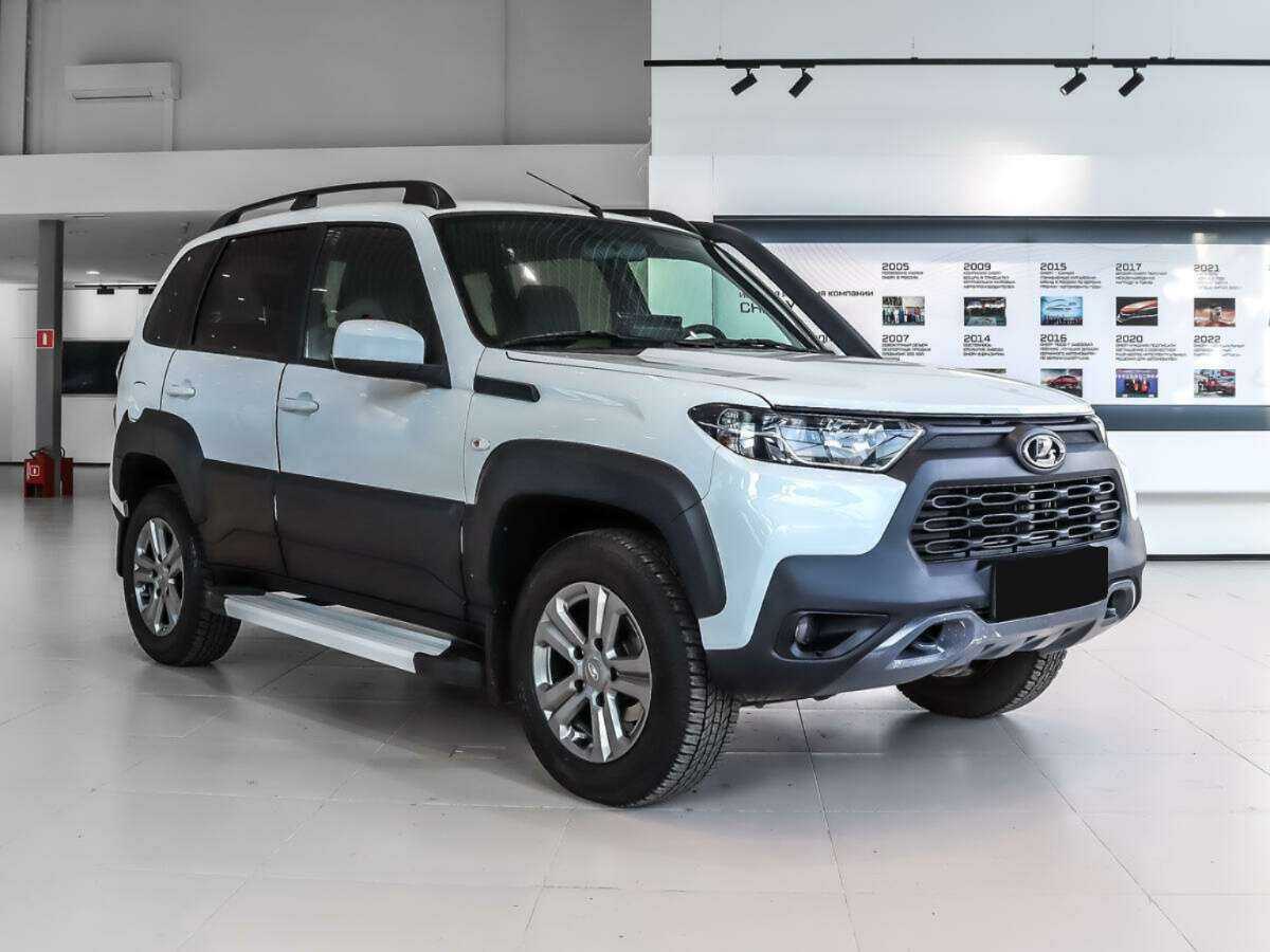 Lada (ВАЗ) Niva б/у, 2023, Механическая. Фото: #2