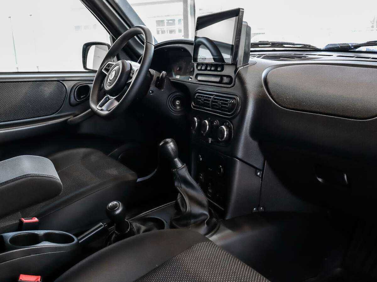 Lada (ВАЗ) Niva б/у, 2023, Механическая. Фото: #11