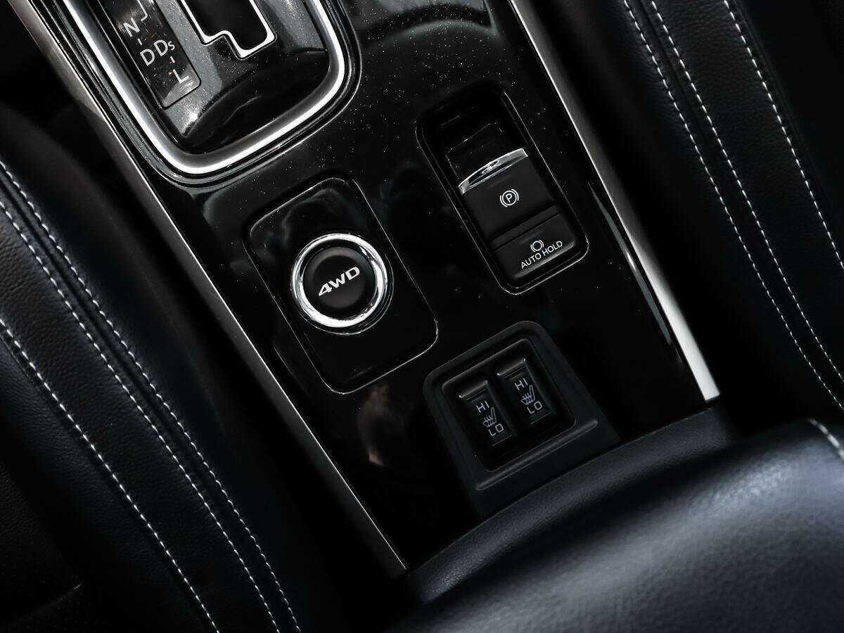 Mitsubishi Outlander б/у, 2019, Вариатор. Фото: #9