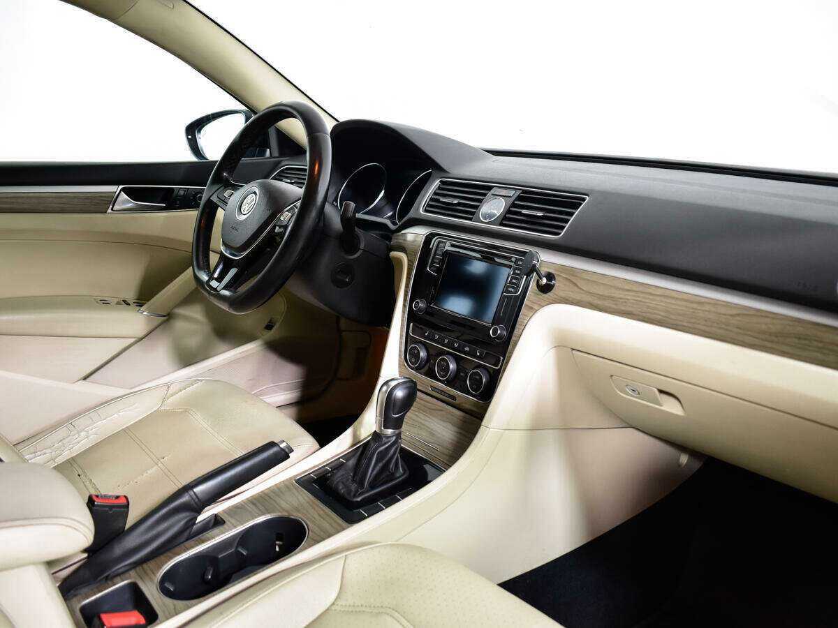 Фольксваген Пассат б/у, 2016, Роботизированная. Фото: #8