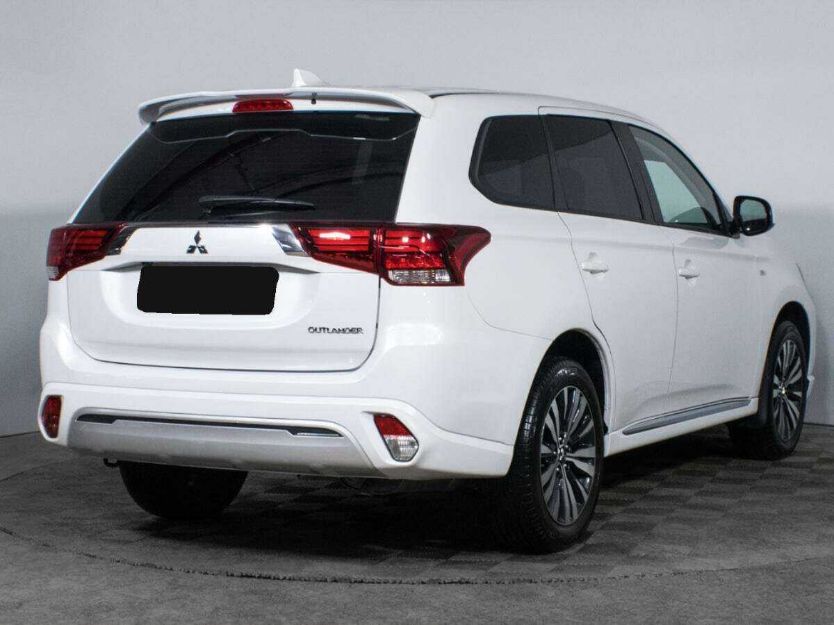 Mitsubishi Outlander б/у, 2022, Вариатор. Фото: #4