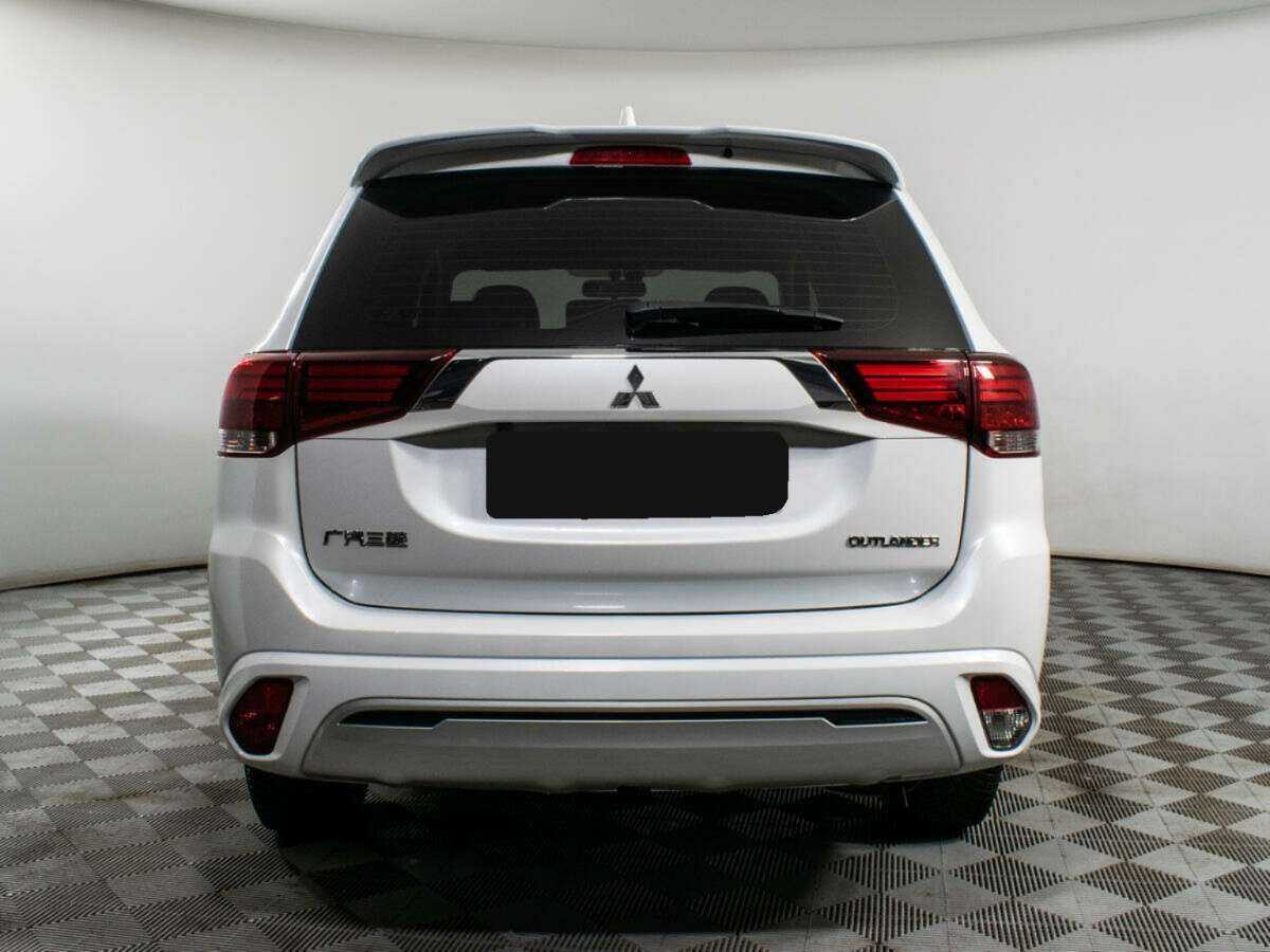 Mitsubishi Outlander б/у, 2022, Вариатор. Фото: #5