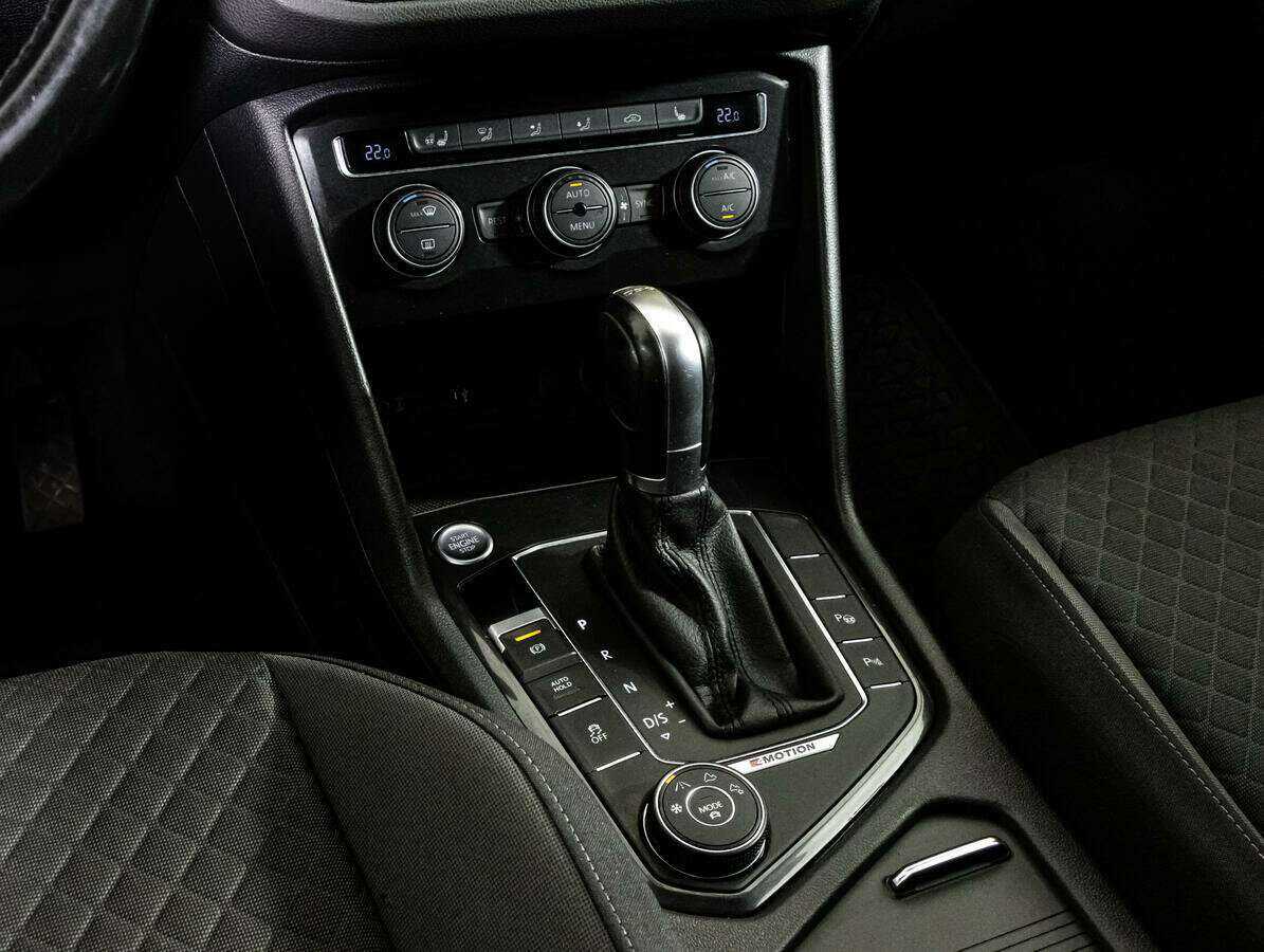 Фольксваген Тигуан б/у, 2017, Роботизированная. Фото: #11