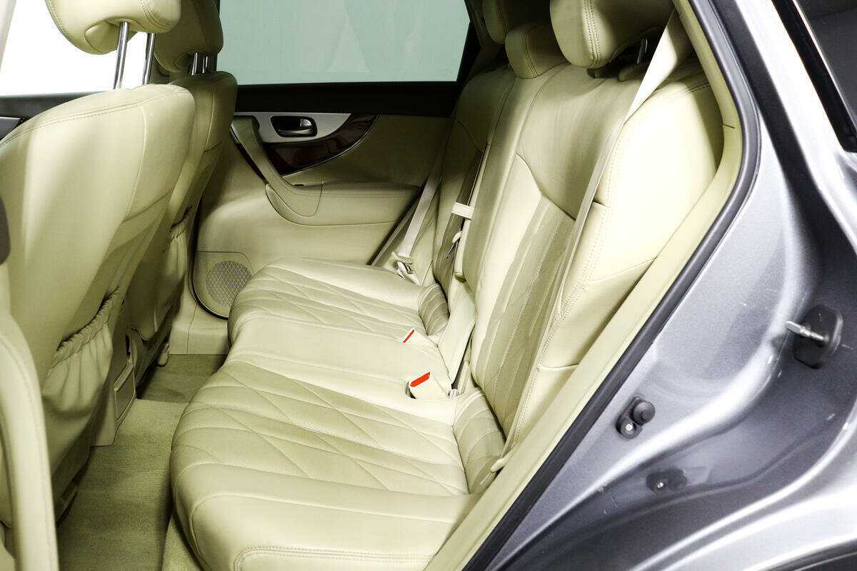Infiniti FX б/у, 2012, Автоматическая. Фото: #11