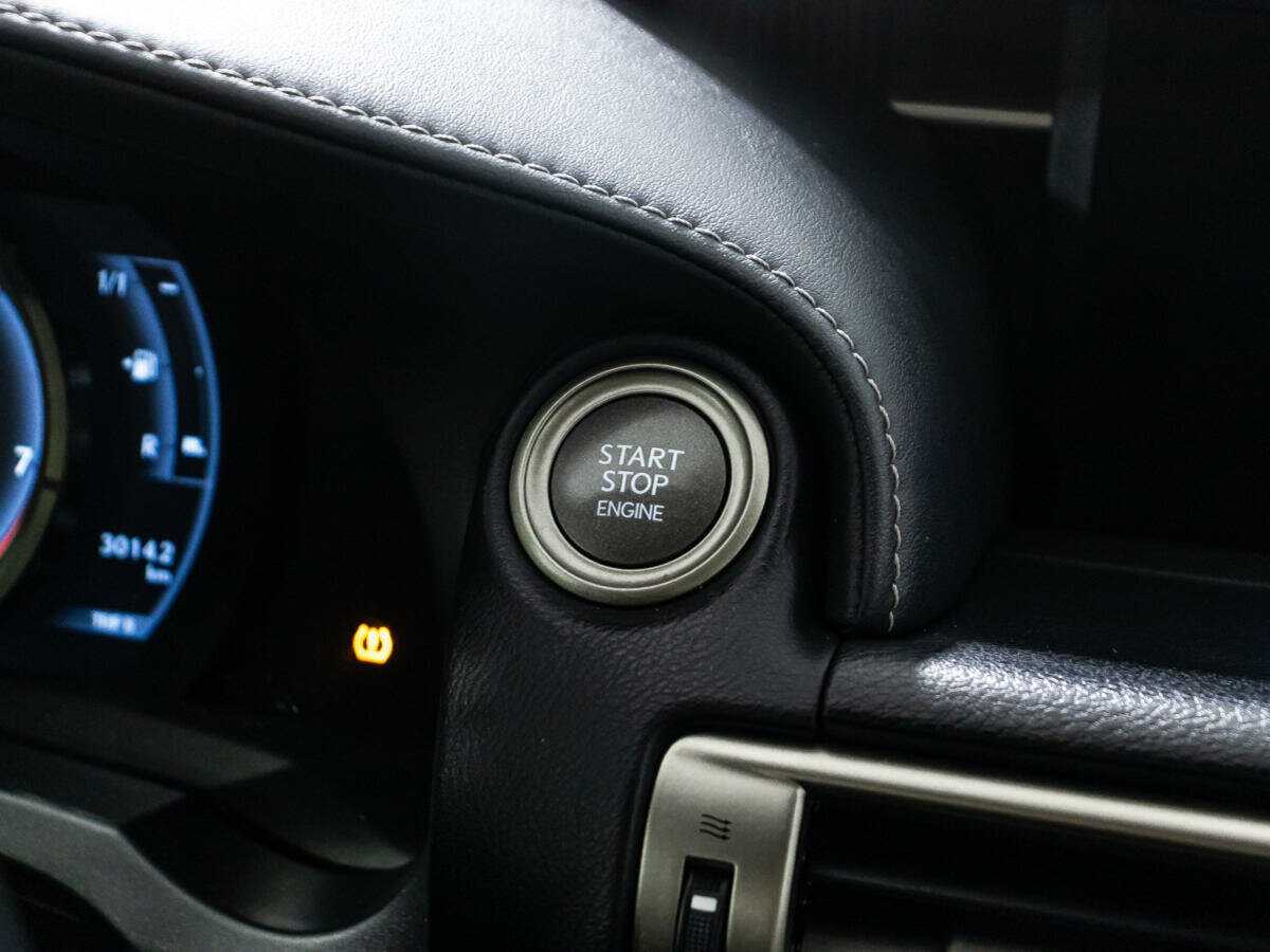 Lexus IS б/у, 2014, Автоматическая. Фото: #17