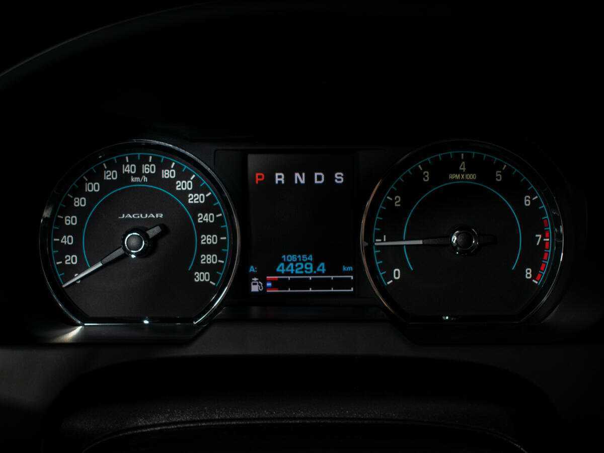 Jaguar XF б/у, 2013, Автоматическая. Фото: #10