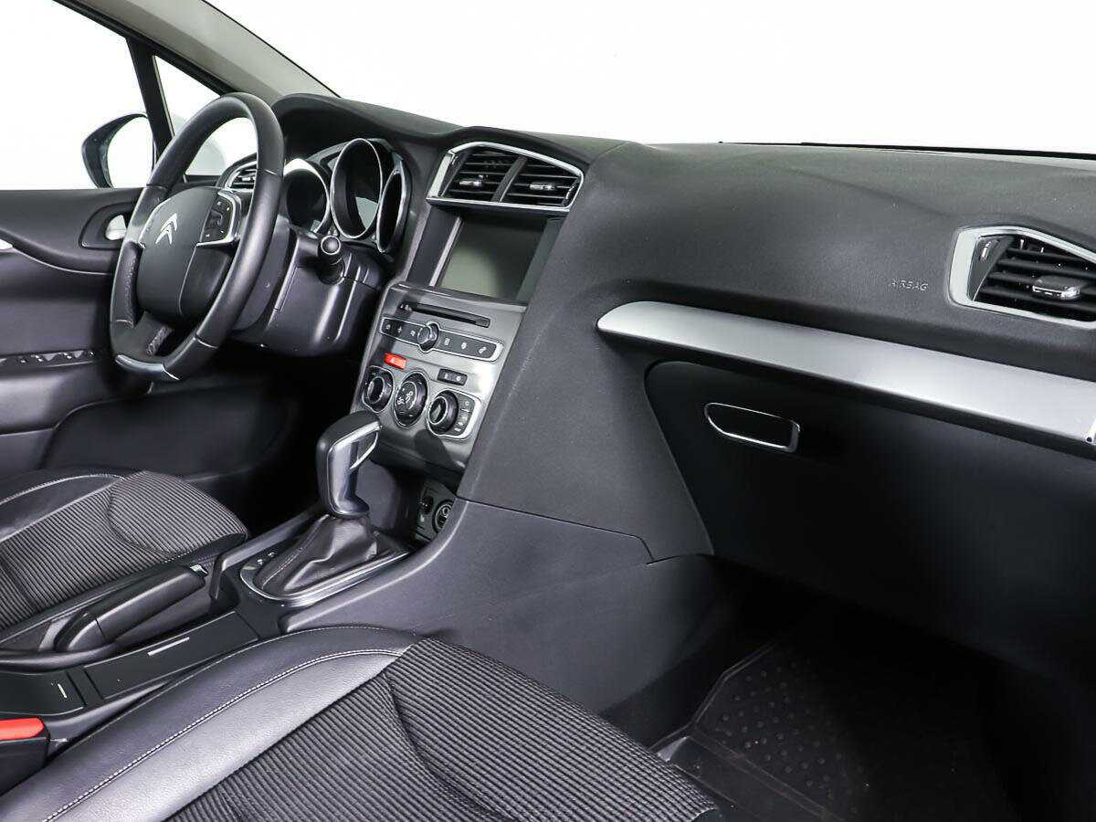 Citroen C4 б/у, 2017, Автоматическая. Фото: #8