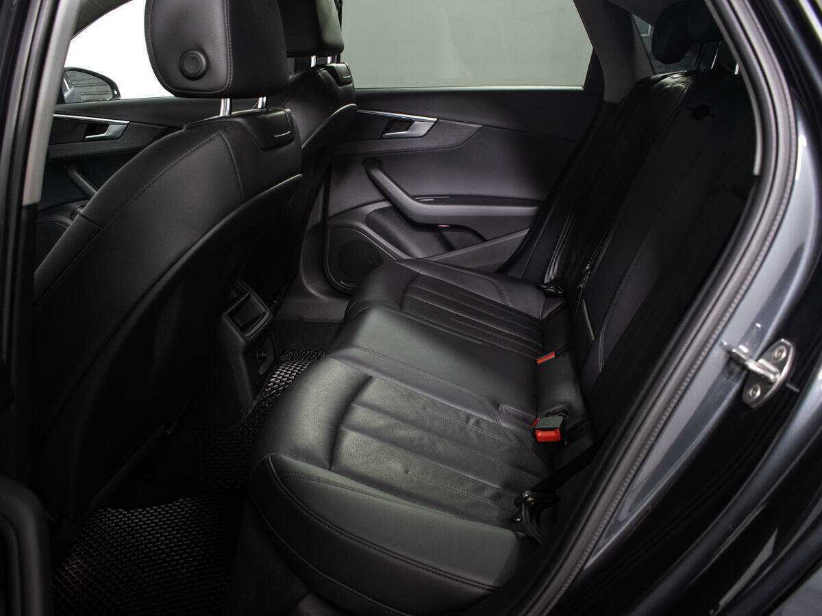 Audi A4 б/у, 2017, Роботизированная. Фото: #9