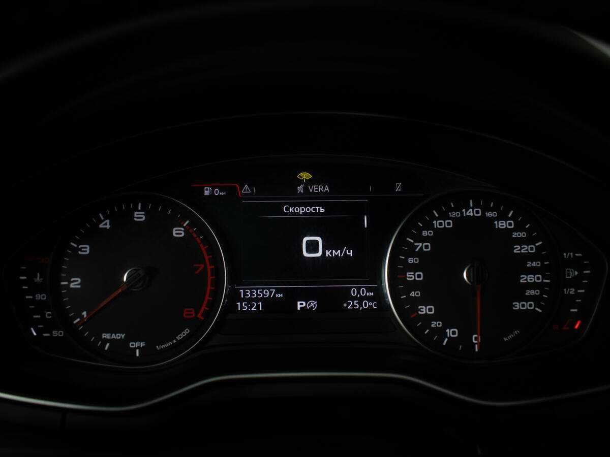 Audi A4 б/у, 2017, Роботизированная. Фото: #10