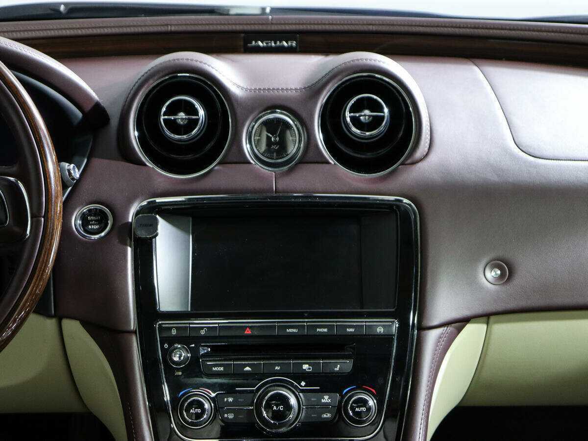Jaguar XJ б/у, 2014, Автоматическая. Фото: #10