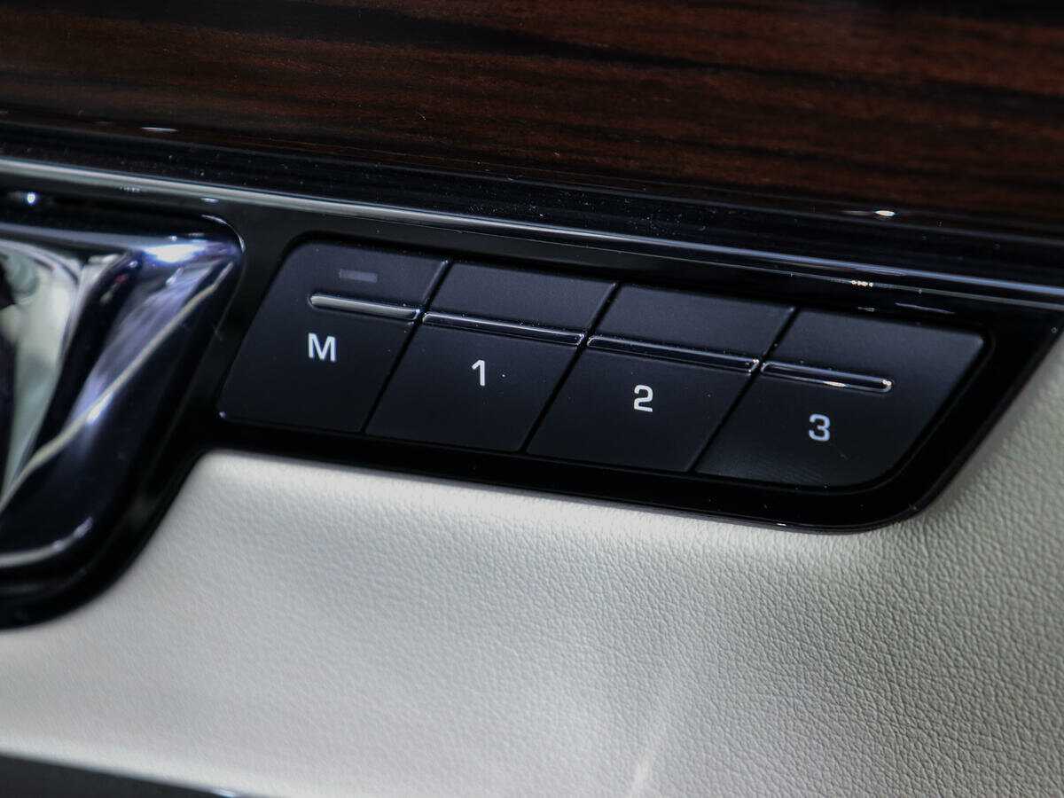 Jaguar XJ б/у, 2014, Автоматическая. Фото: #14