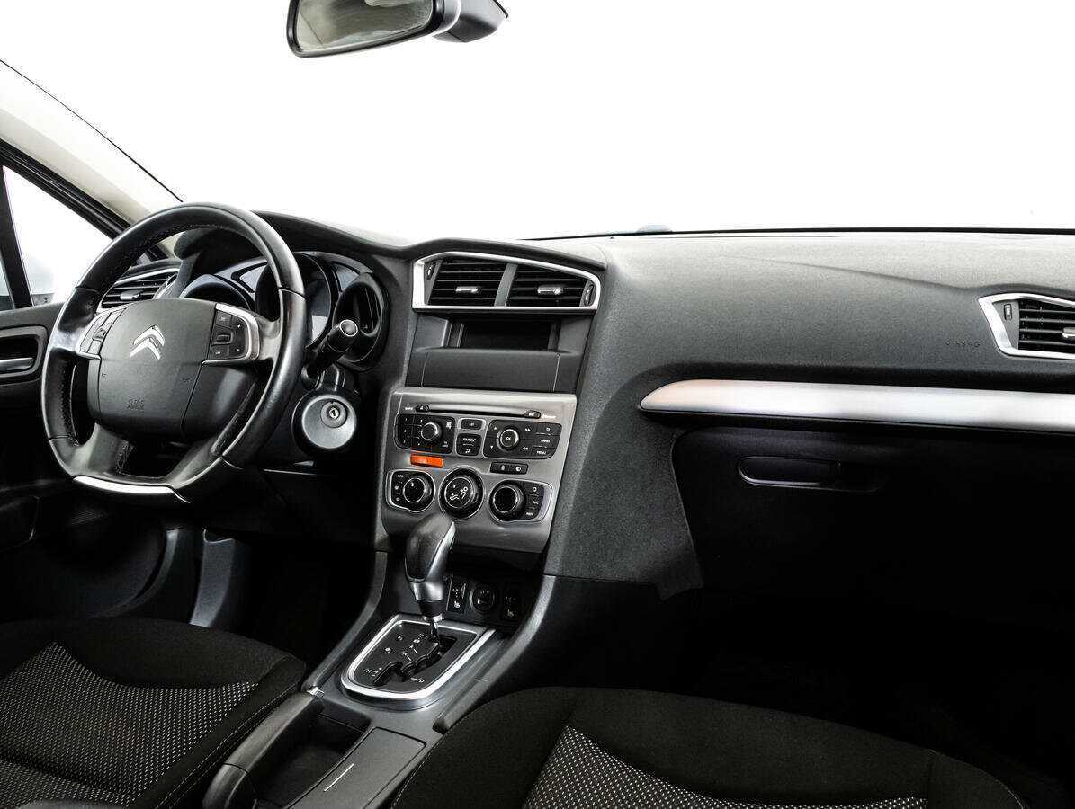 Citroen C4 б/у, 2016, Автоматическая. Фото: #6