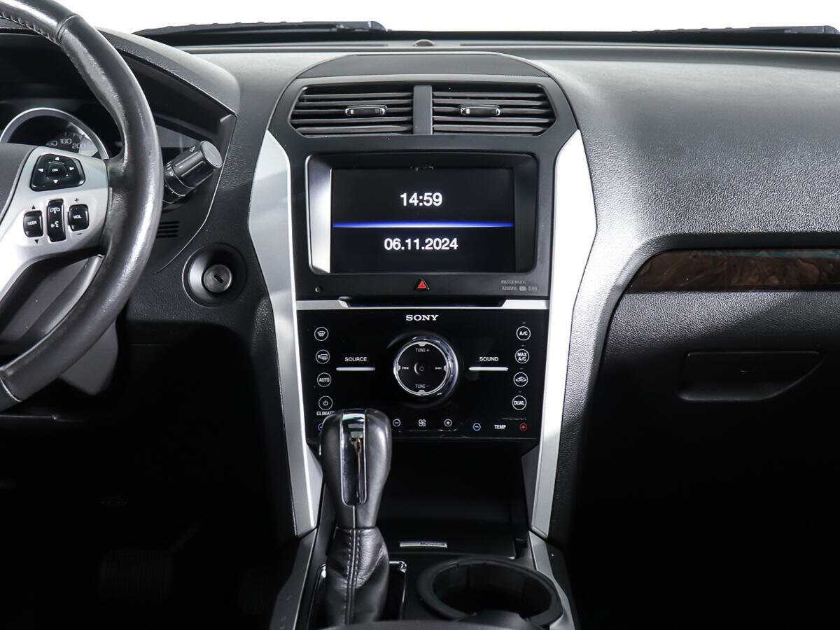 Ford Explorer б/у, 2013, Автоматическая. Фото: #14