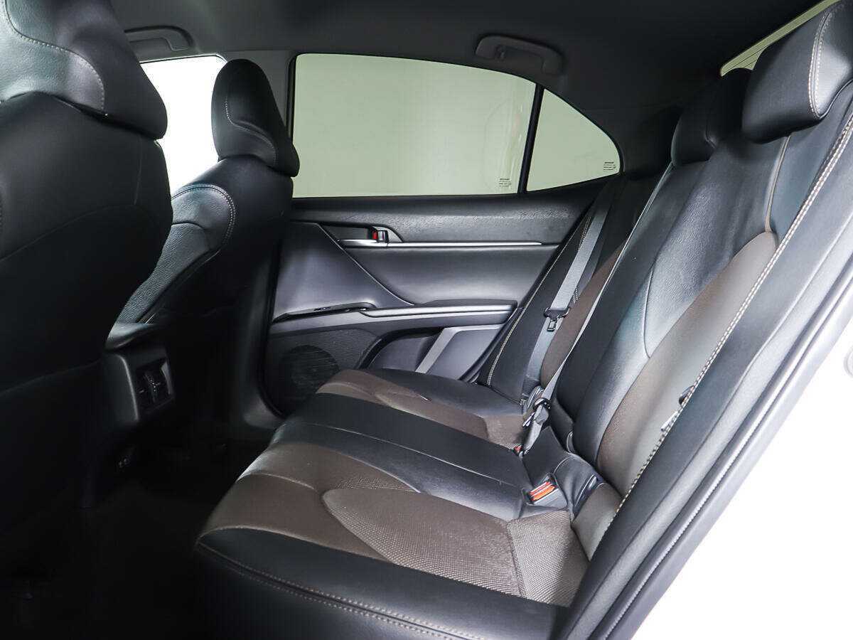 Toyota Camry б/у, 2020, Автоматическая. Фото: #9