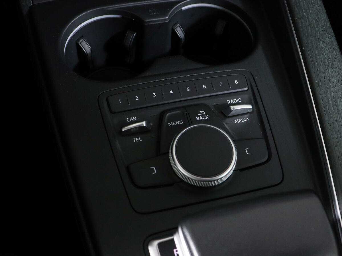 Audi A4 б/у, 2017, Роботизированная. Фото: #20