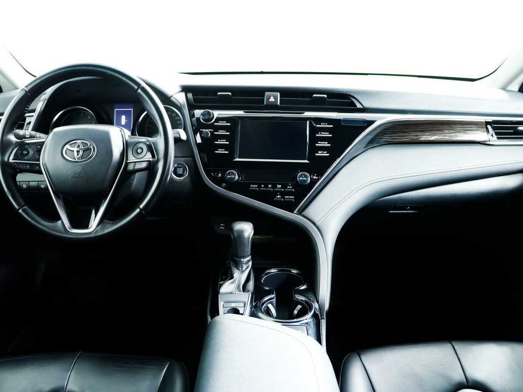 Toyota Camry б/у, 2018, Автоматическая. Фото: #10