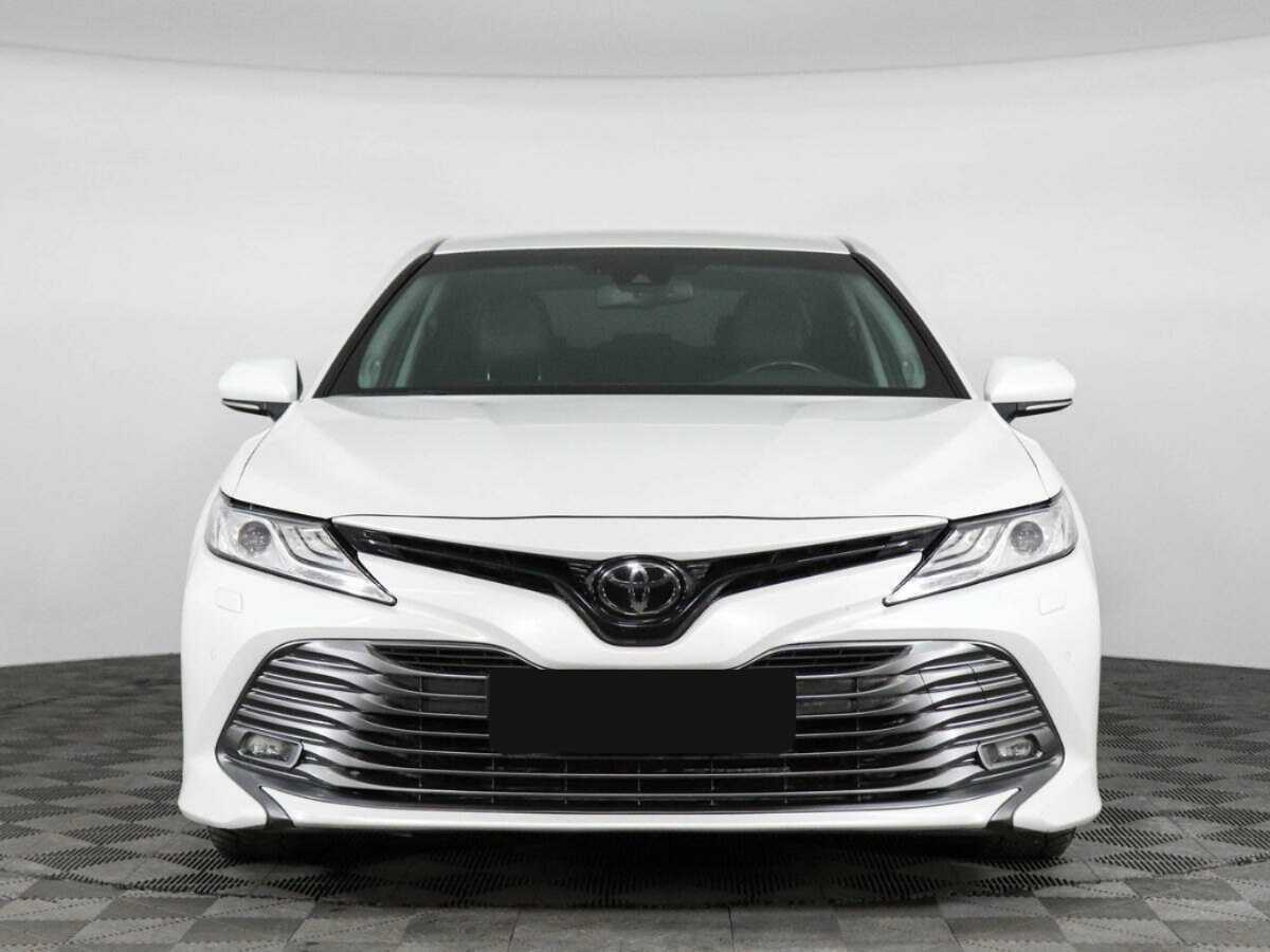 Toyota Camry б/у, 2020, Автоматическая. Фото: #1