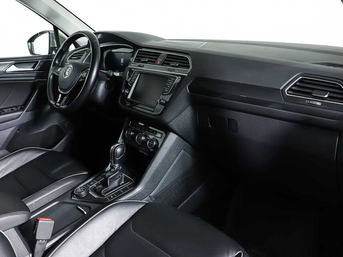 Volkswagen Tiguan б/у, 2017, Роботизированная. Фото: #10