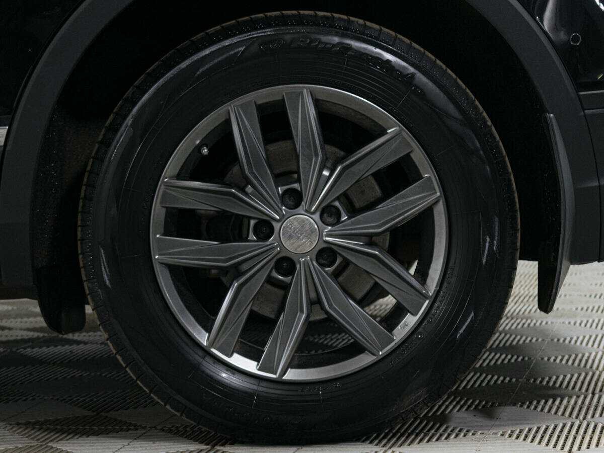 Volkswagen Tiguan б/у, 2018, Роботизированная. Фото: #18