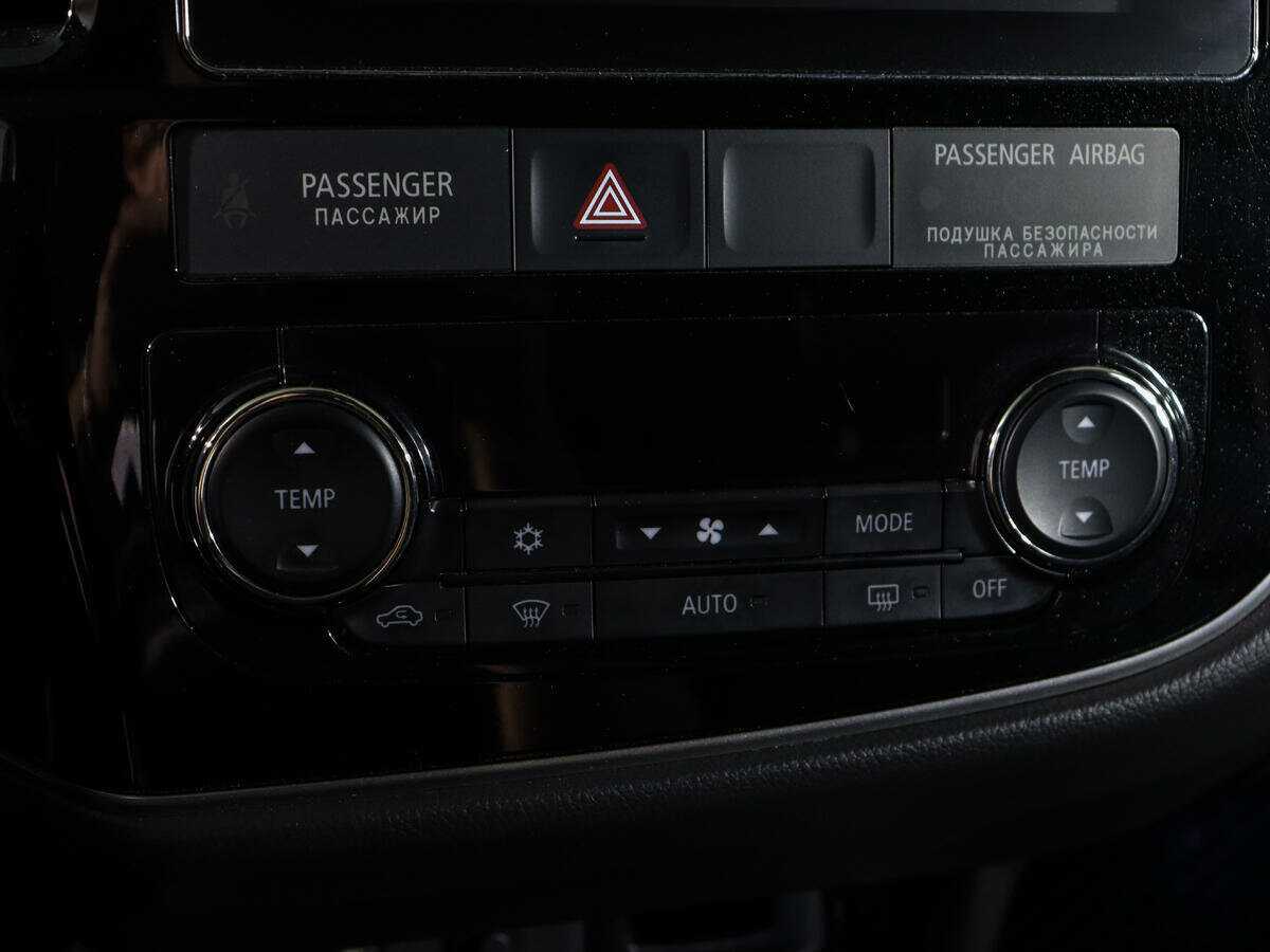 Mitsubishi Outlander б/у, 2018, Автоматическая. Фото: #21