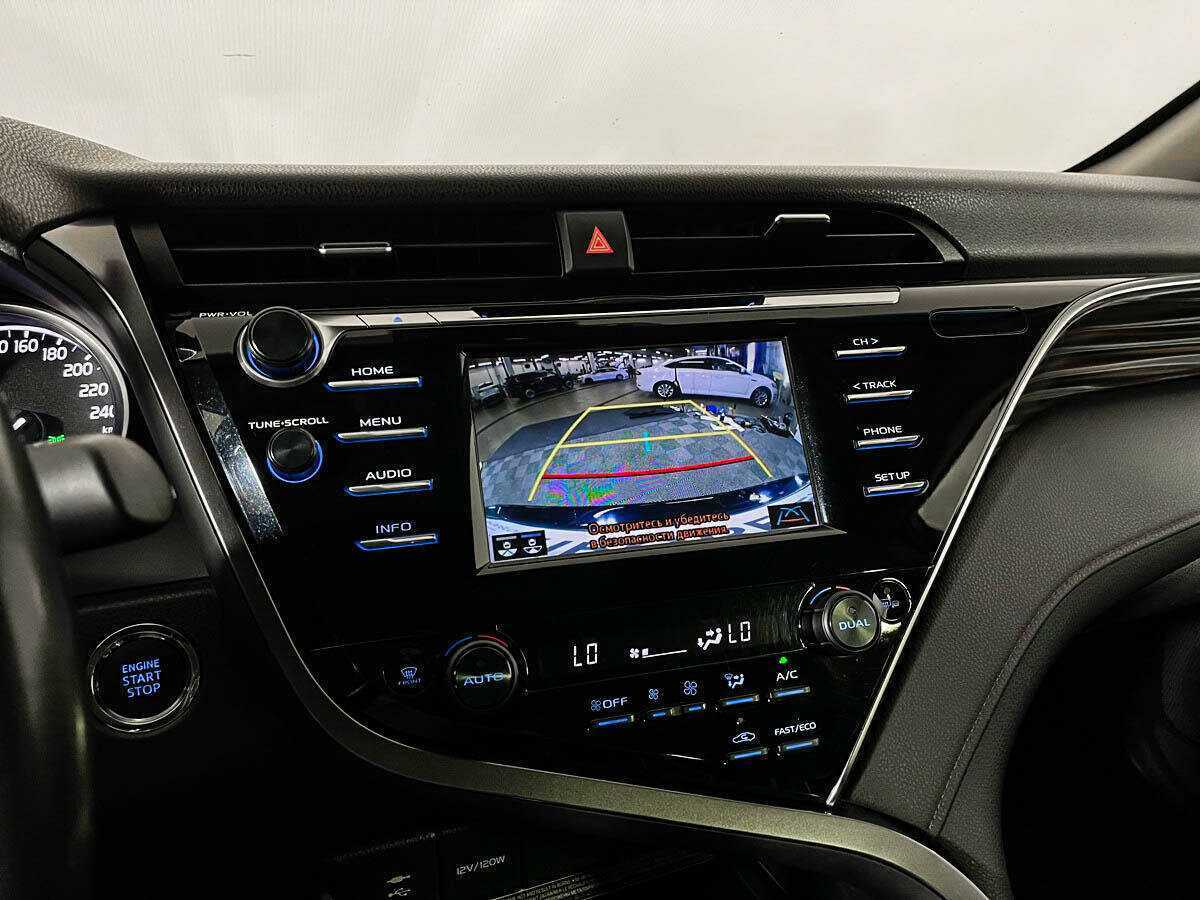 Toyota Camry б/у, 2020, Автоматическая. Фото: #11