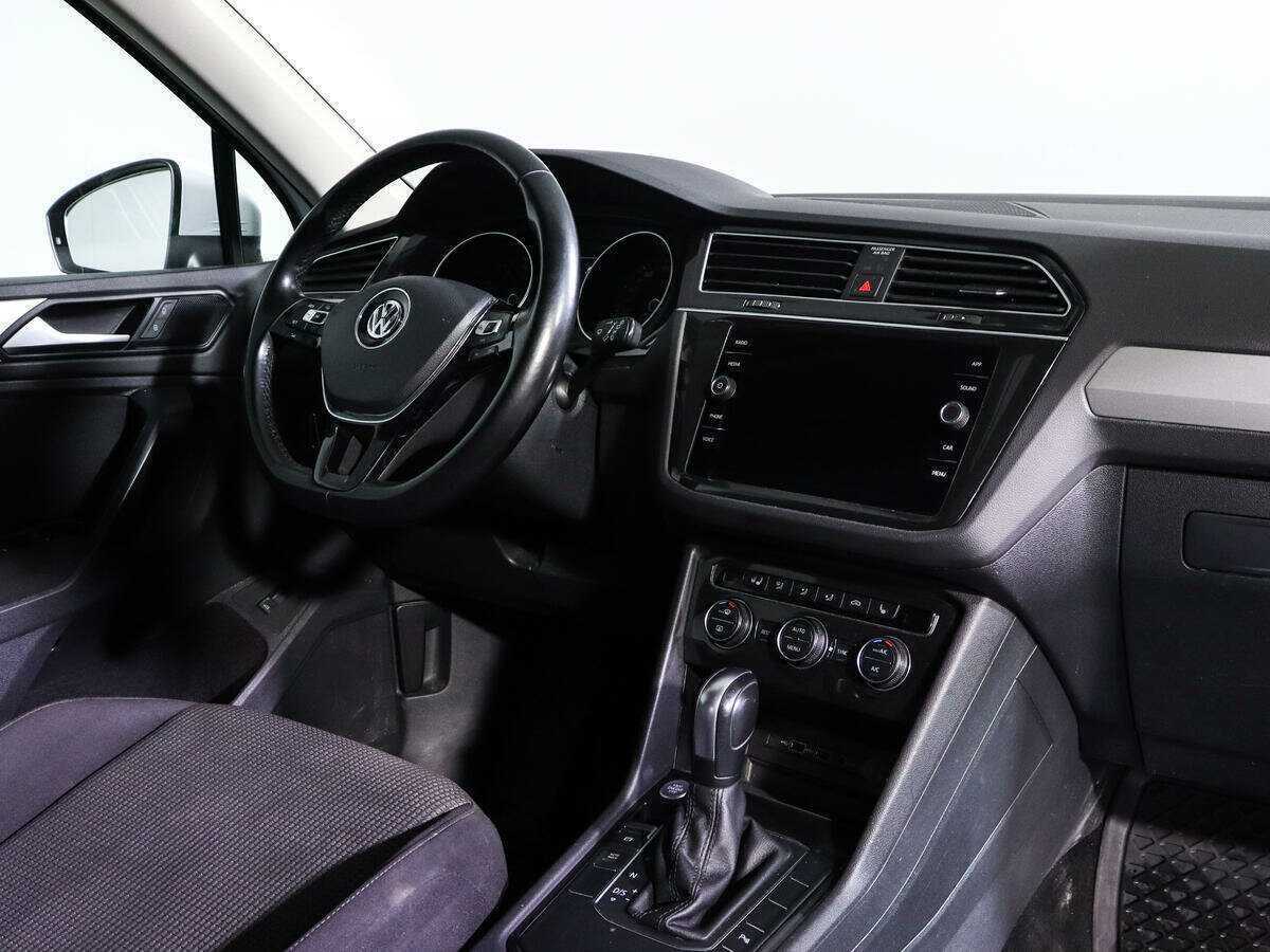 Volkswagen Tiguan б/у, 2019, Роботизированная. Фото: #6