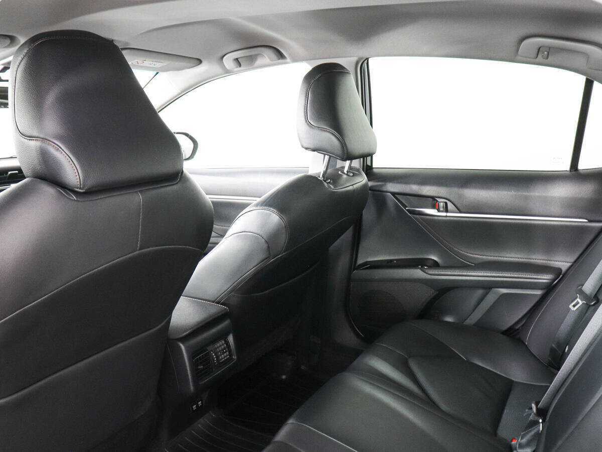 Toyota Camry б/у, 2018, Автоматическая. Фото: #11