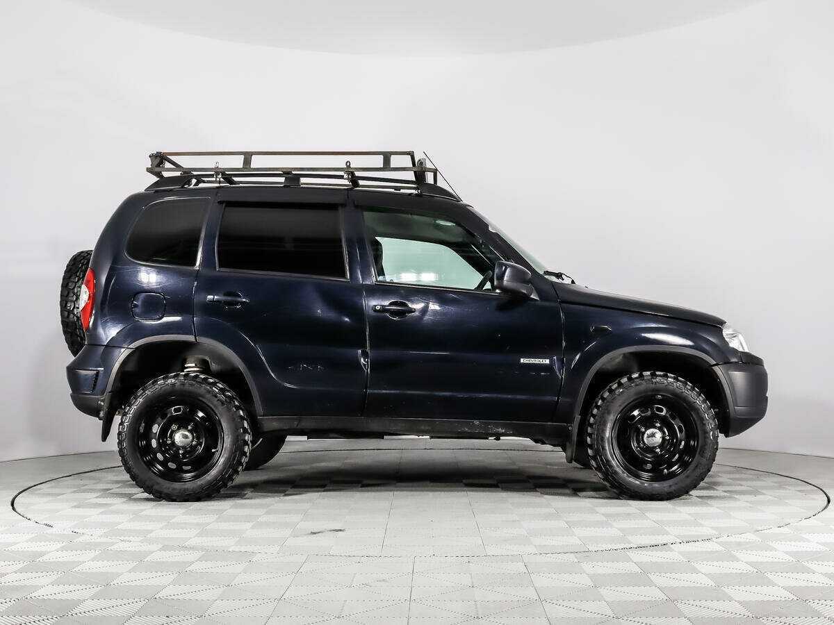 Chevrolet Niva б/у, 2016, Механическая. Фото: #3