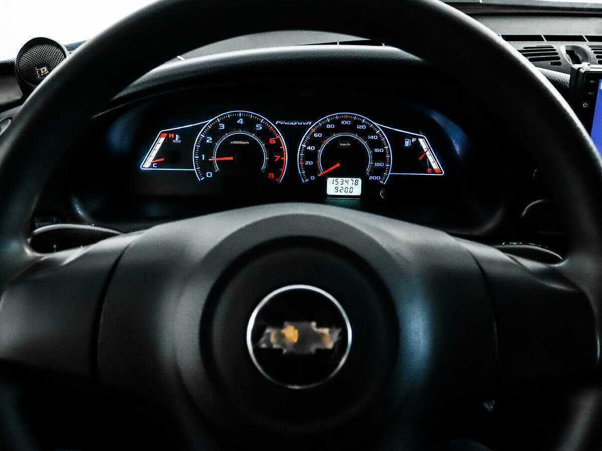 Chevrolet Niva б/у, 2016, Механическая. Фото: #15