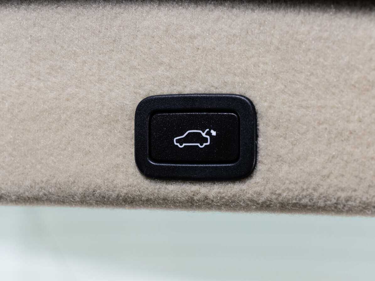 Вольво ИксЦ60 б/у, 2016, Автоматическая. Фото: #14