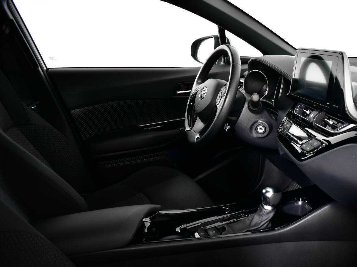 Toyota C-HR б/у, 2019, Вариатор. Фото: #8
