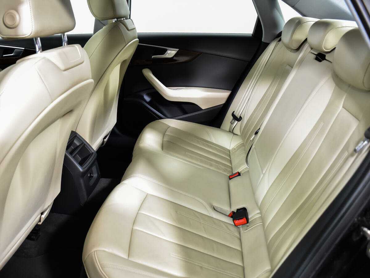 Audi A4 б/у, 2015, Роботизированная. Фото: #8