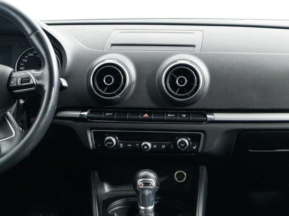 Audi A3 б/у, 2015, Роботизированная. Фото: #13