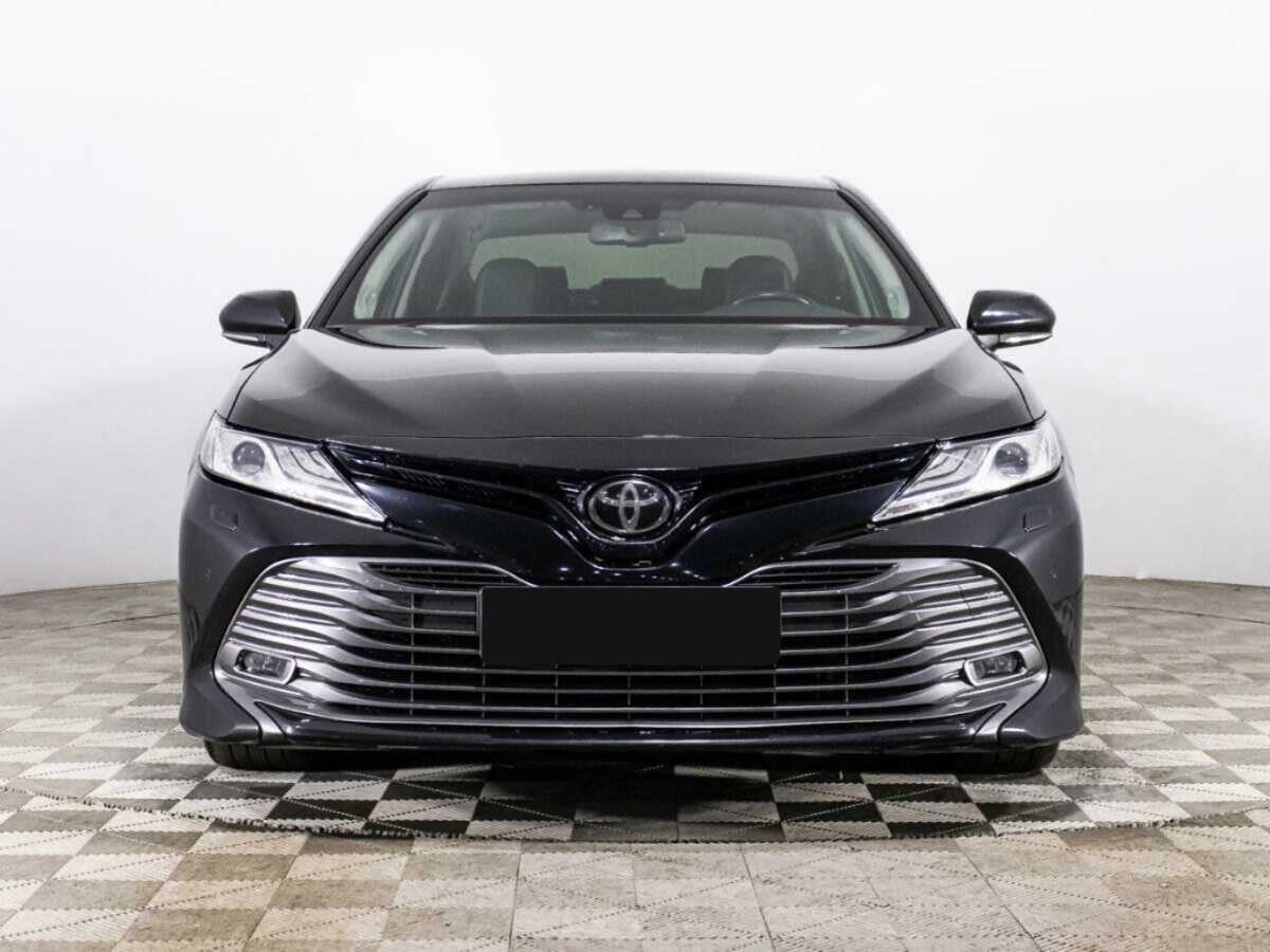 Toyota Camry б/у, 2018, Автоматическая. Фото: #1