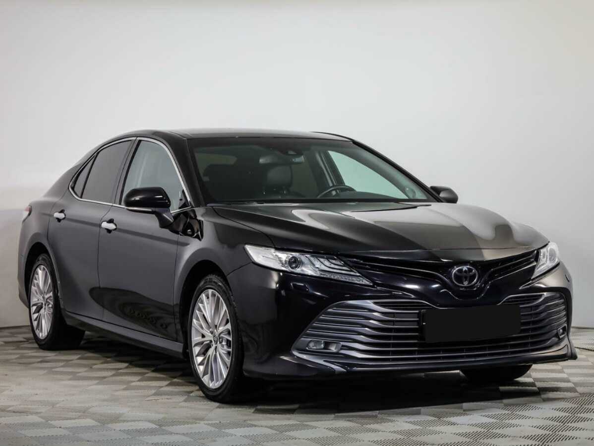 Toyota Camry б/у, 2020, Автоматическая. Фото: #1