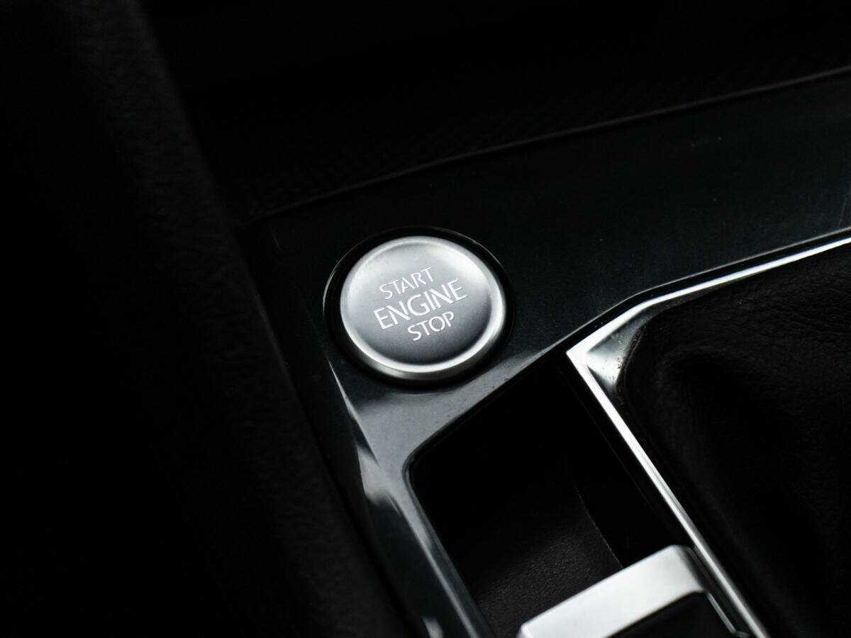 Volkswagen Tiguan б/у, 2021, Роботизированная. Фото: #17