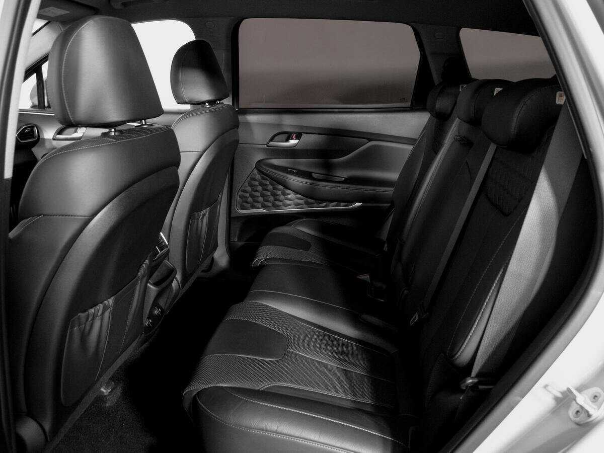 Hyundai Santa Fe б/у, 2018, Автоматическая. Фото: #9