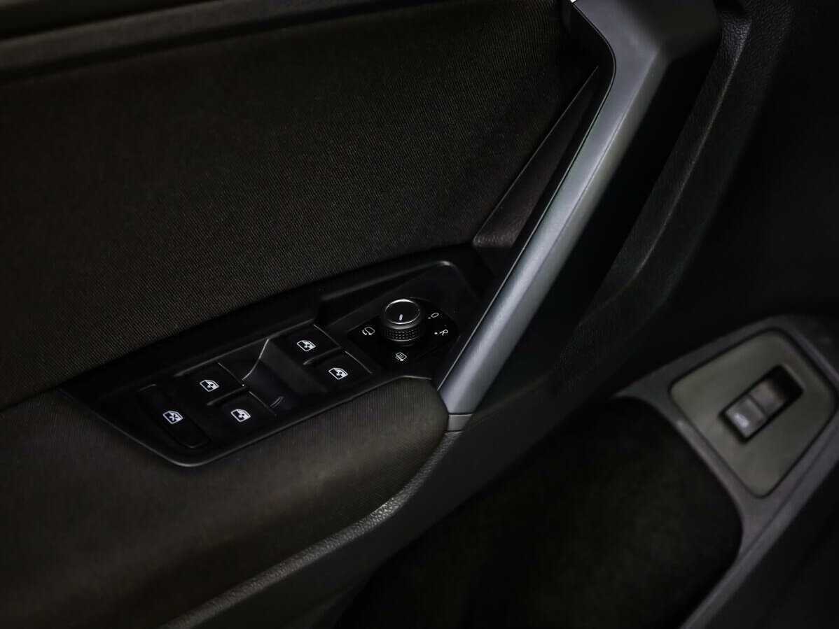 Volkswagen Tiguan б/у, 2019, Роботизированная. Фото: #15