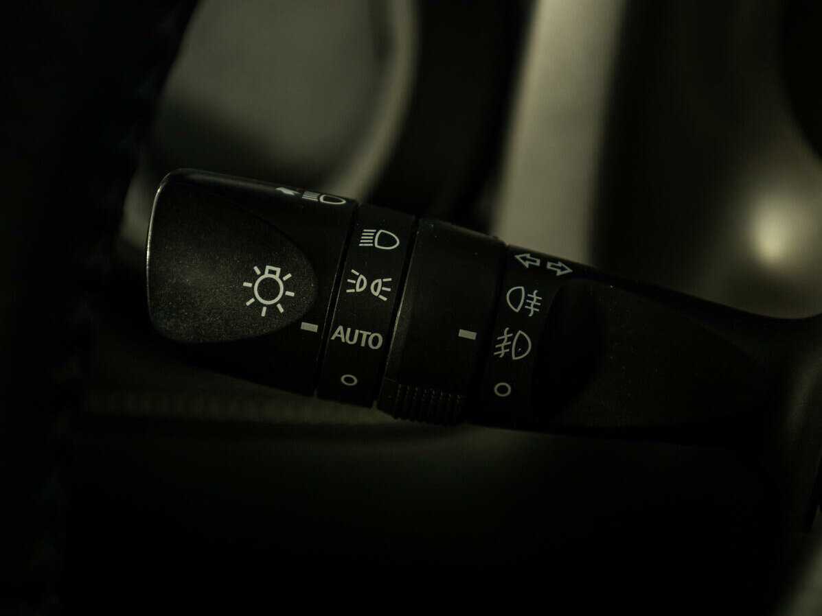 Toyota RAV4 б/у, 2015, Автоматическая. Фото: #17