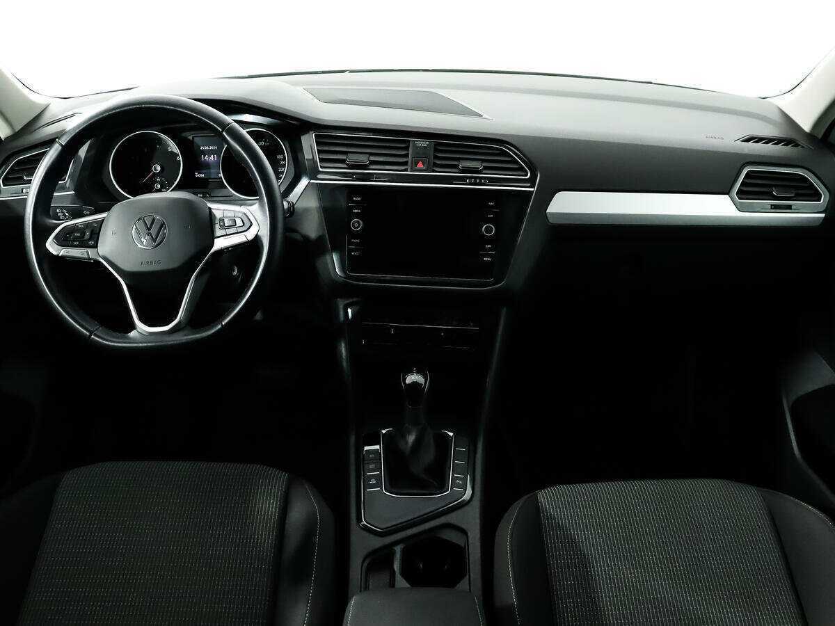 Volkswagen Tiguan б/у, 2021, Роботизированная. Фото: #9