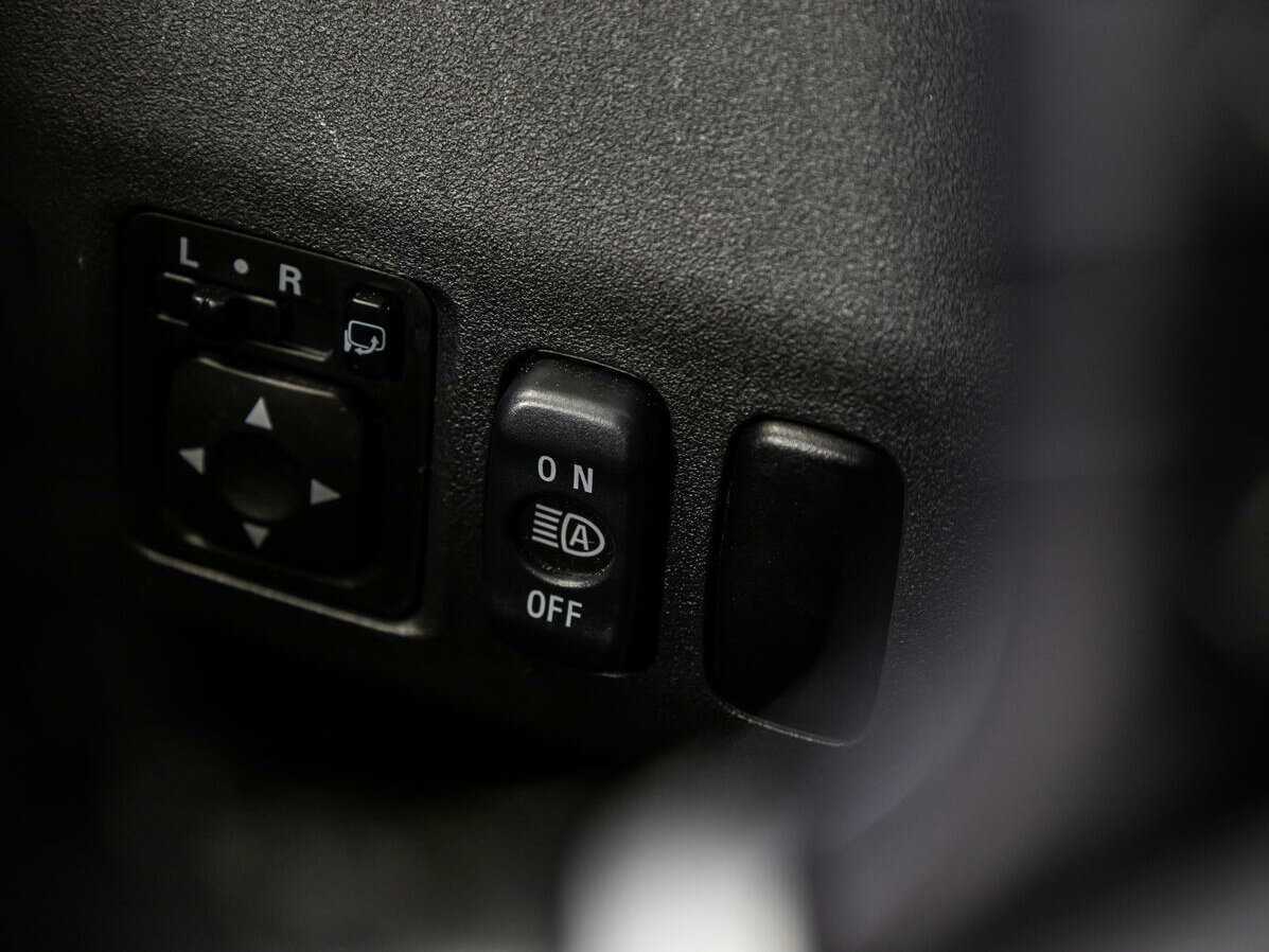 Mitsubishi Pajero б/у, 2017, Автоматическая. Фото: #16