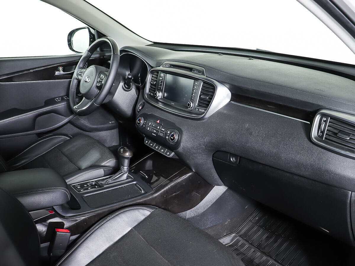 Kia Sorento б/у, 2017, Автоматическая. Фото: #8
