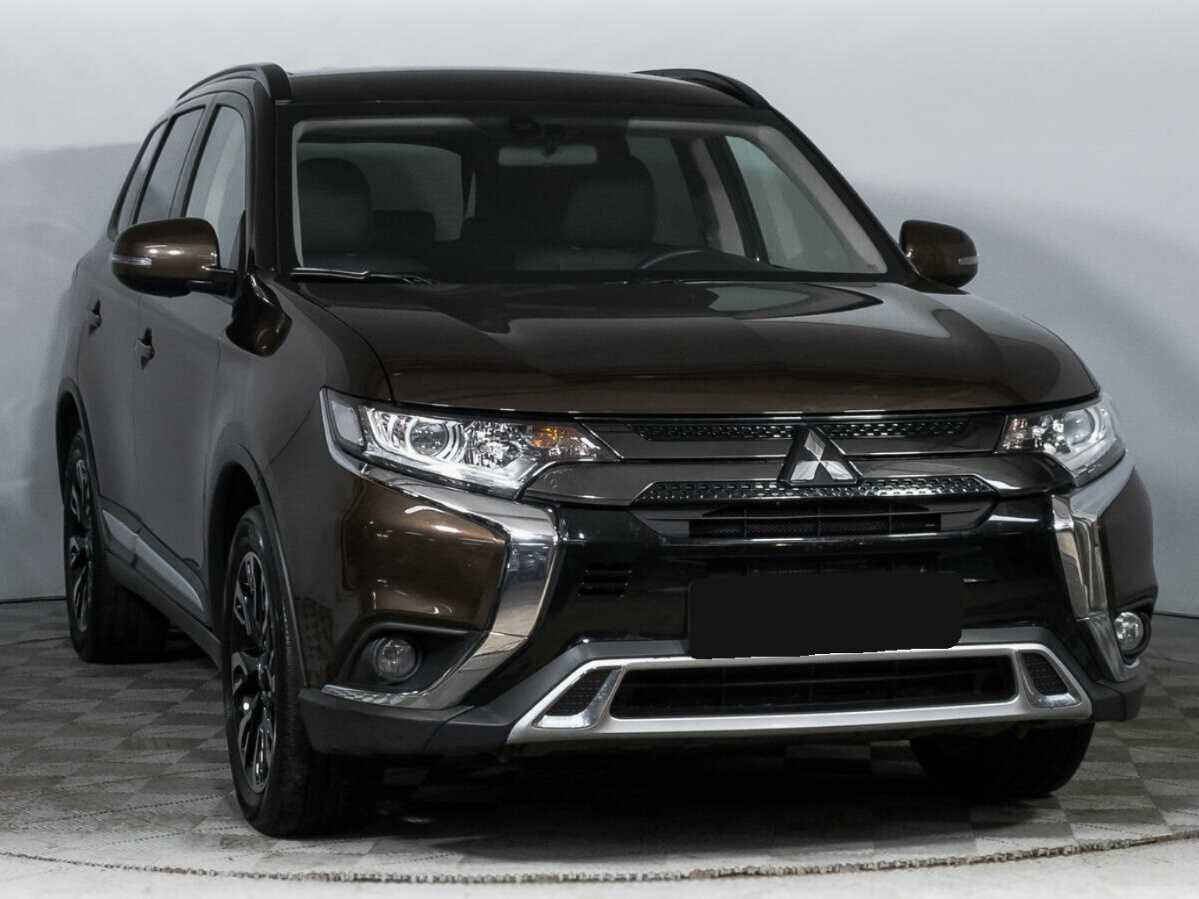 Mitsubishi Outlander б/у, 2021, Вариатор. Фото: #2