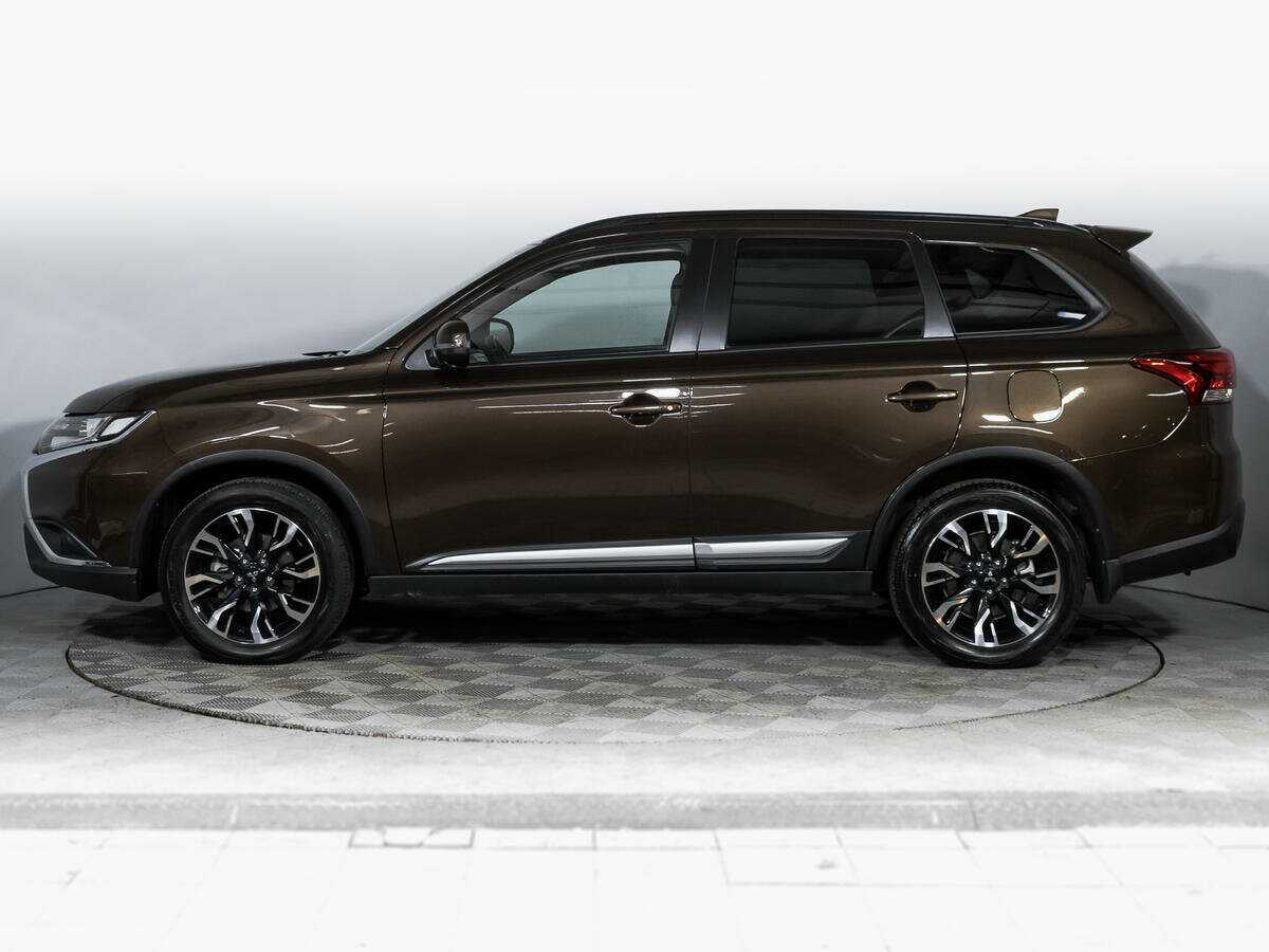 Mitsubishi Outlander б/у, 2021, Вариатор. Фото: #7
