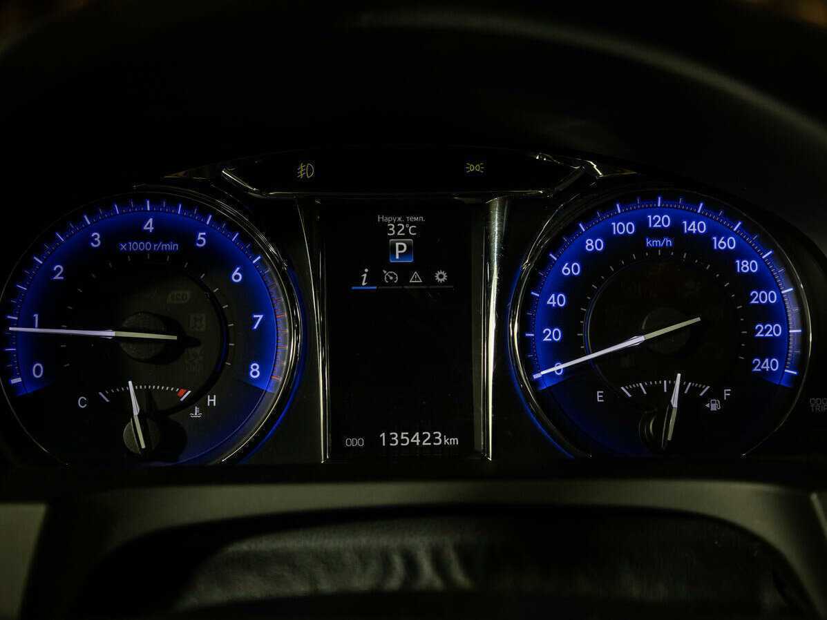 Тойота Камри б/у, 2017, Автоматическая. Фото: #11