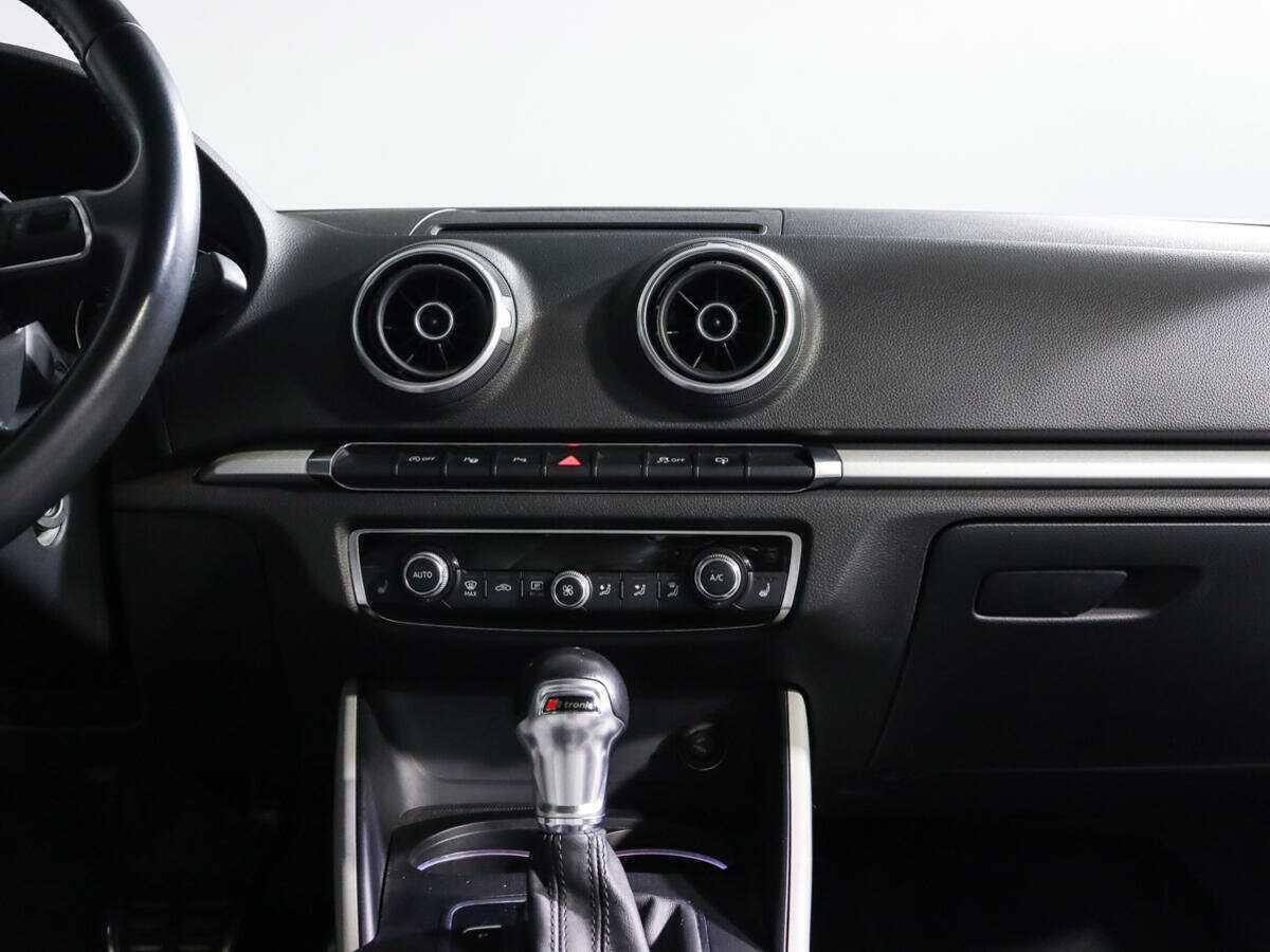 Audi A3 б/у, 2015, Роботизированная. Фото: #10