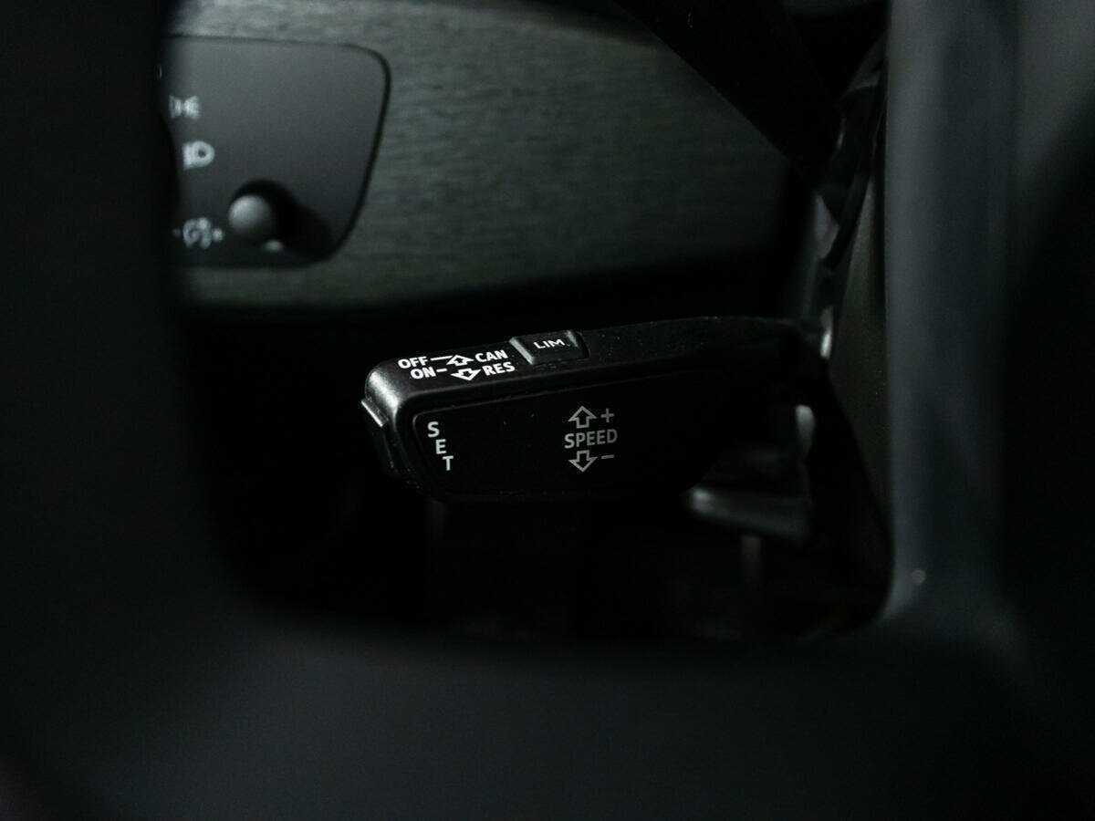 Audi A4 б/у, 2017, Роботизированная. Фото: #19