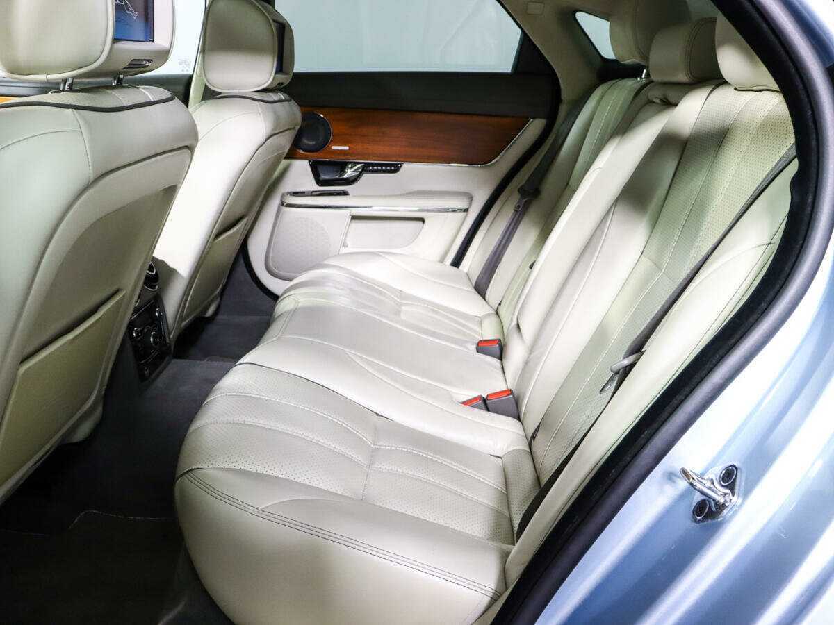 Jaguar XJ б/у, 2012, Автоматическая. Фото: #7